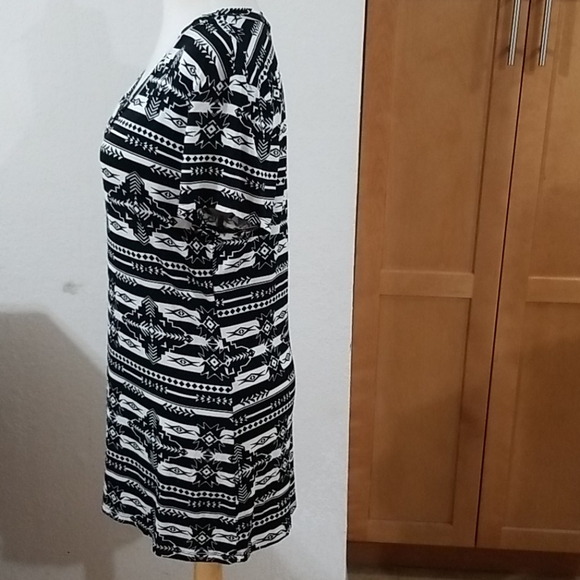 🔴🆕️Rue21 - Picture 3 of 8